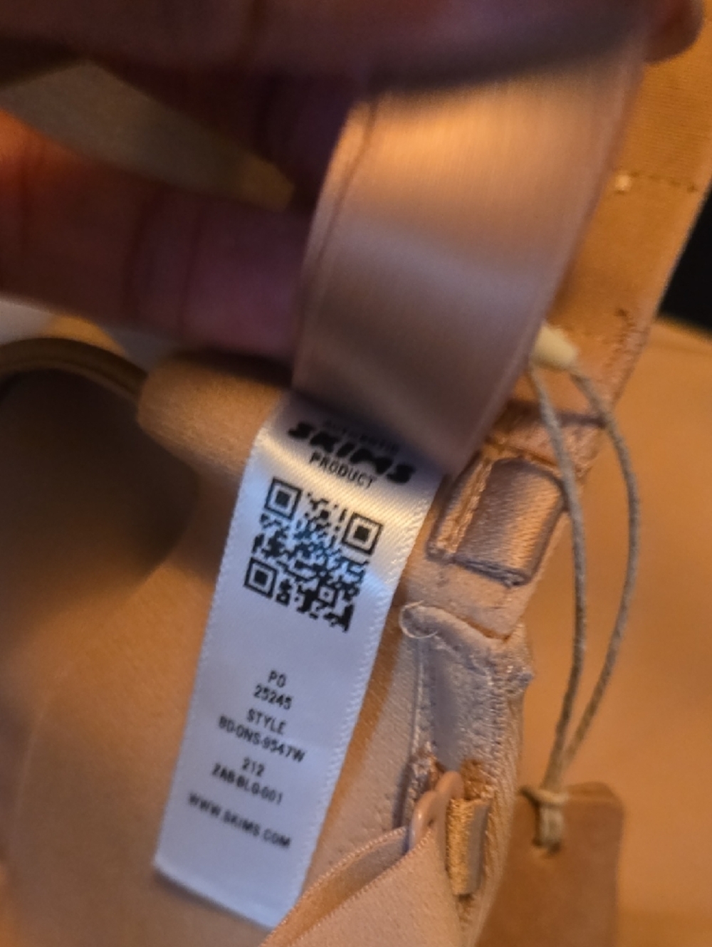 SKIMS Tan Strapless Shapewear Bodysuit - Picture 8 of 8